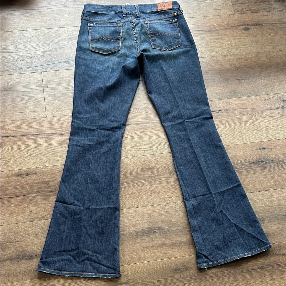 Lucky Brand Women's Blue Flared Jeans ! 6/28